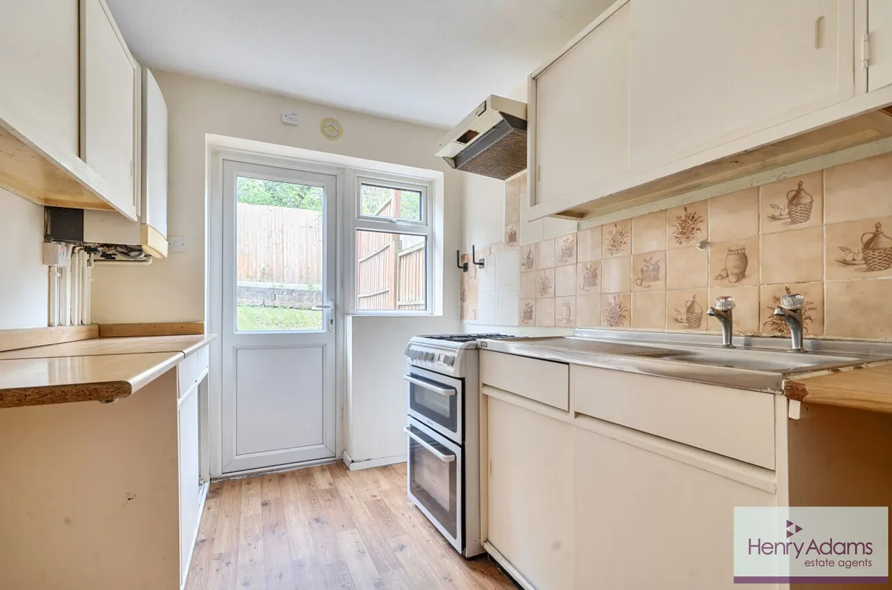 Madeline Road, Petersfield, GU31, photo 9