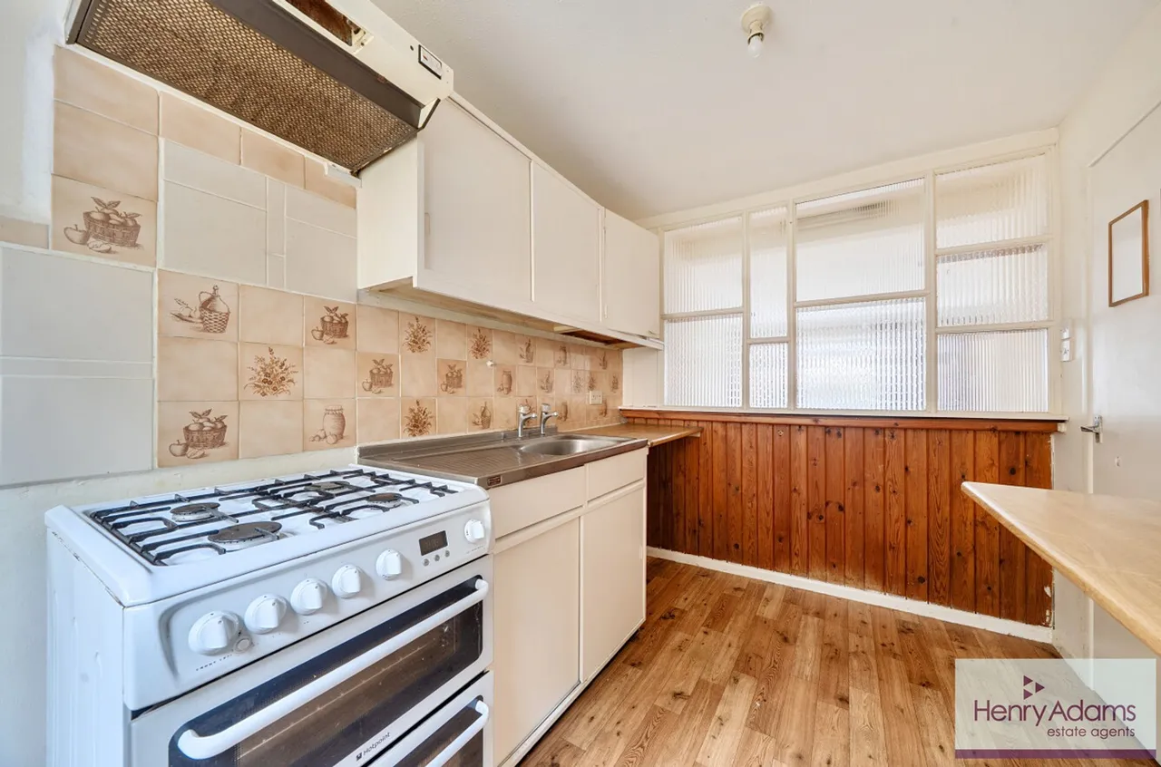 Madeline Road, Petersfield, GU31, photo 3