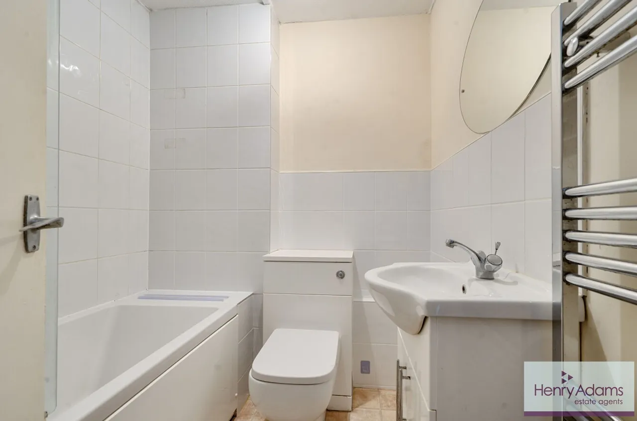 Madeline Road, Petersfield, GU31, photo 10
