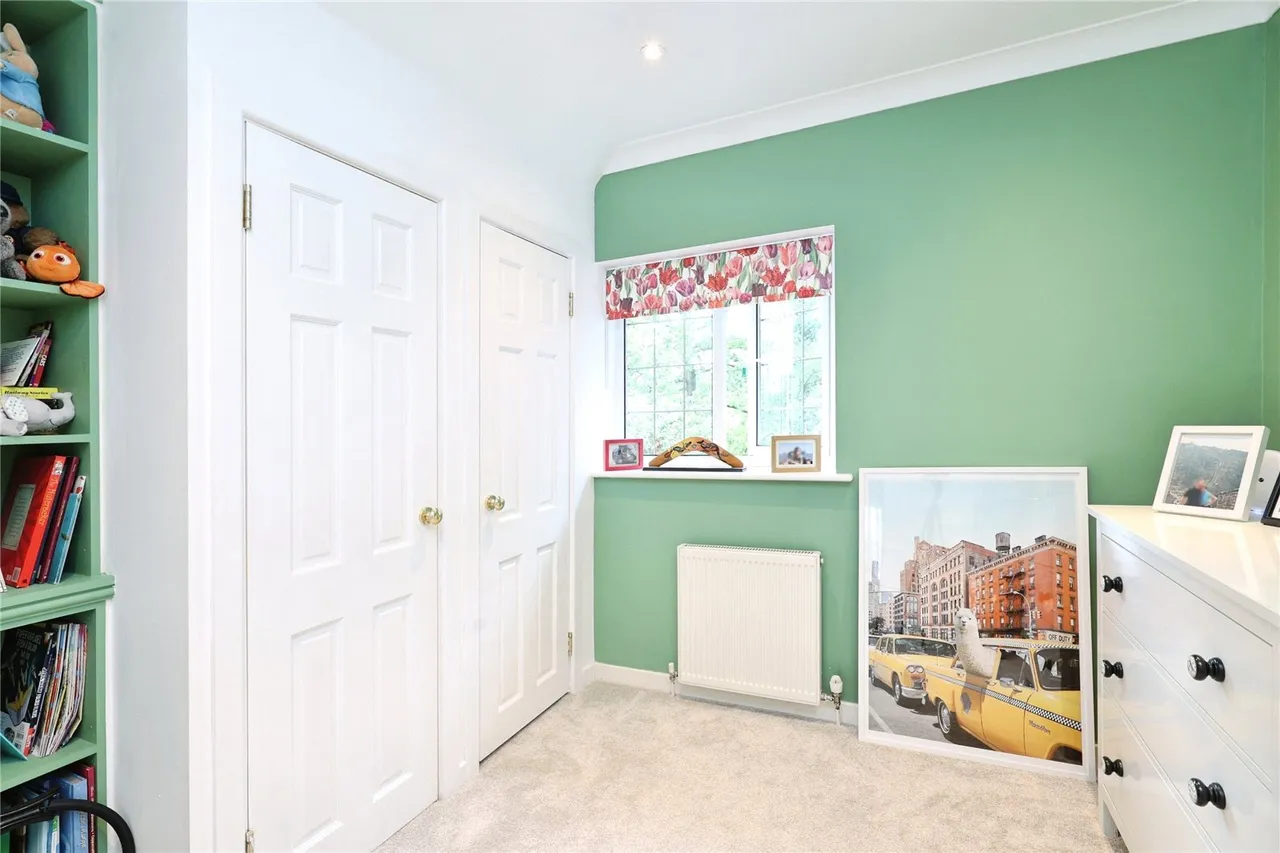 Dukes Wood Drive, Gerrards Cross, SL9, photo 20