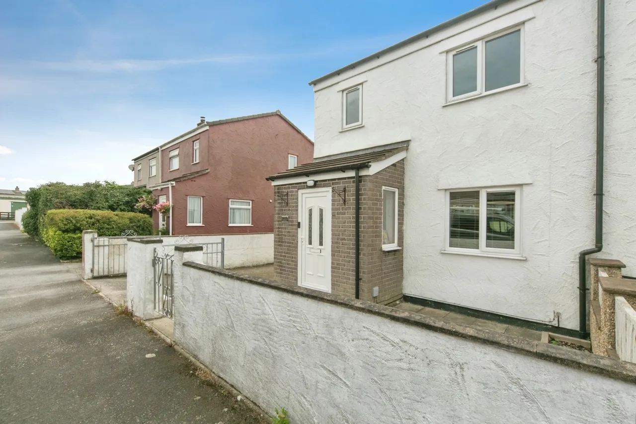 Gaerwen Uchaf Estate, Gaerwen, LL60, photo 13