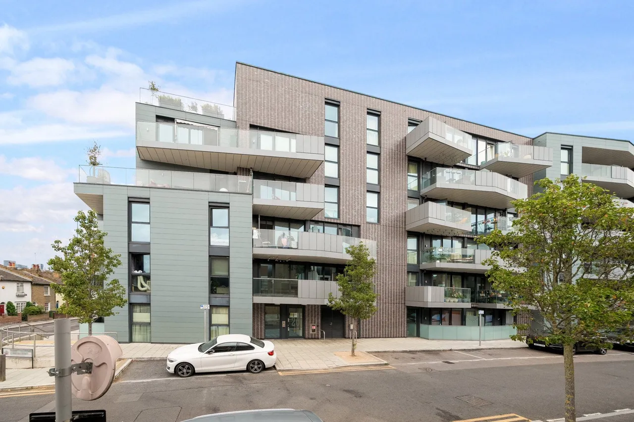 Hawthorne Crescent, SE10, photo 16
