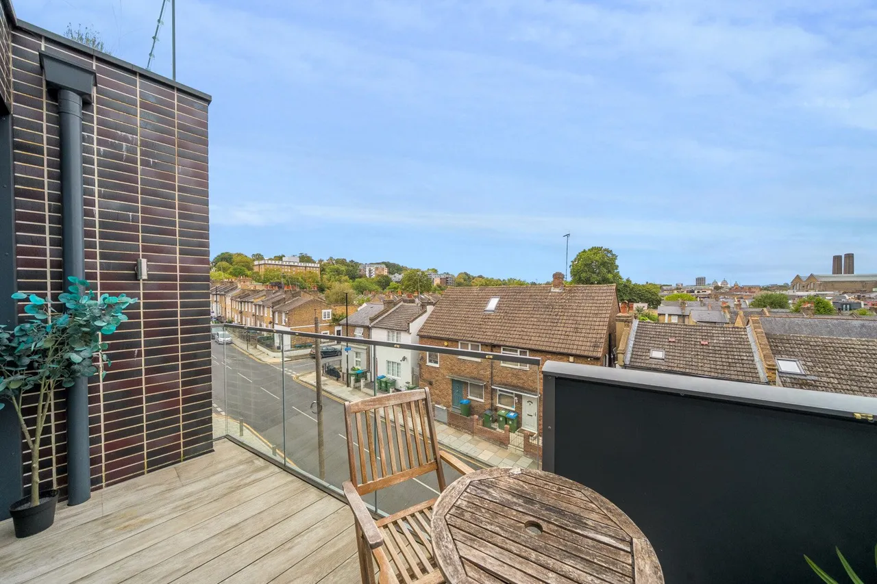 Hawthorne Crescent, SE10, photo 8