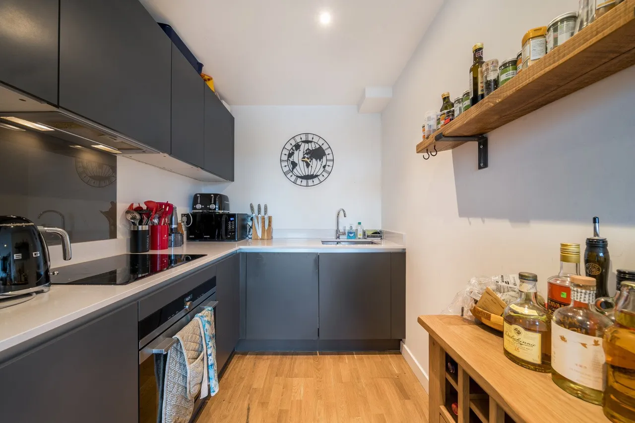 Hawthorne Crescent, SE10, photo 12