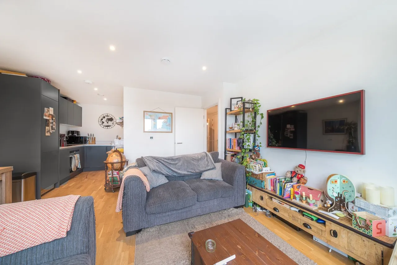 Hawthorne Crescent, SE10, photo 9