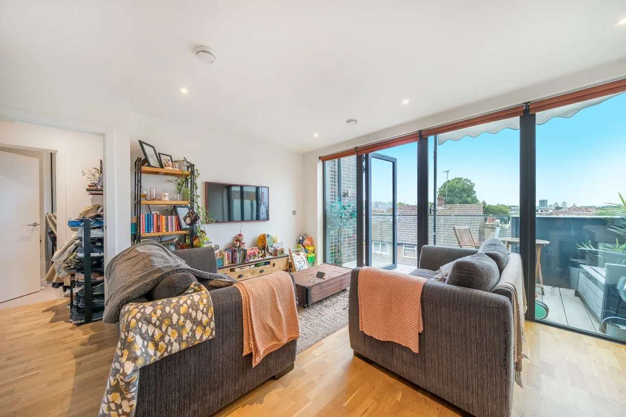 Hawthorne Crescent, SE10, photo 6