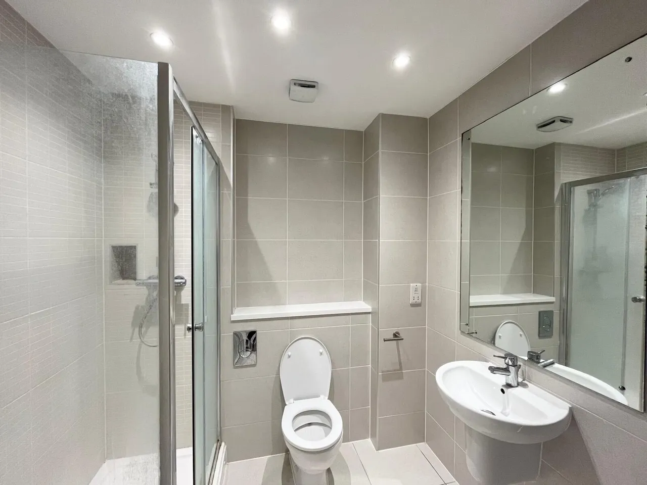 Waterside House, Peartree Bridge MK6, photo 5
