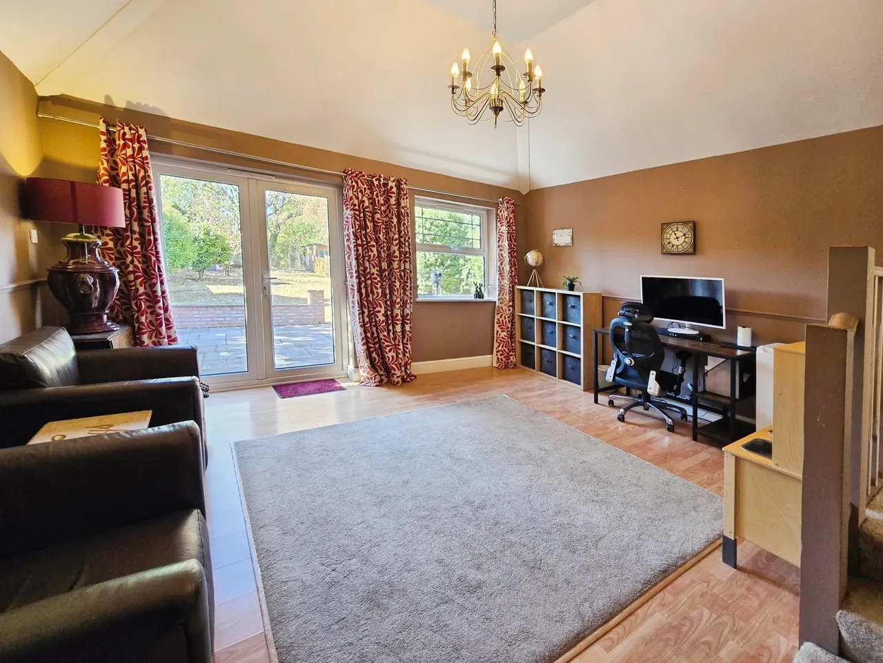 Coleford Bridge Road, Mytchett, Surrey, GU16 6DN, photo 5