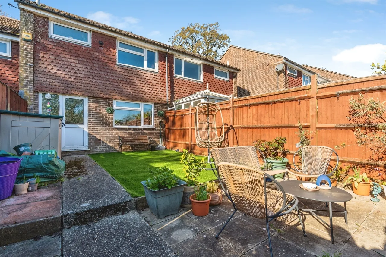 Richmond Close, Calmore, SO40, photo 16