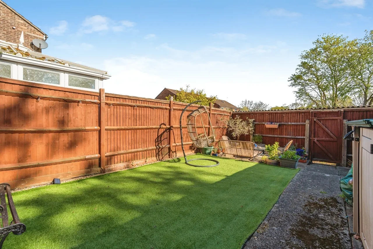 Richmond Close, Calmore, SO40, photo 19