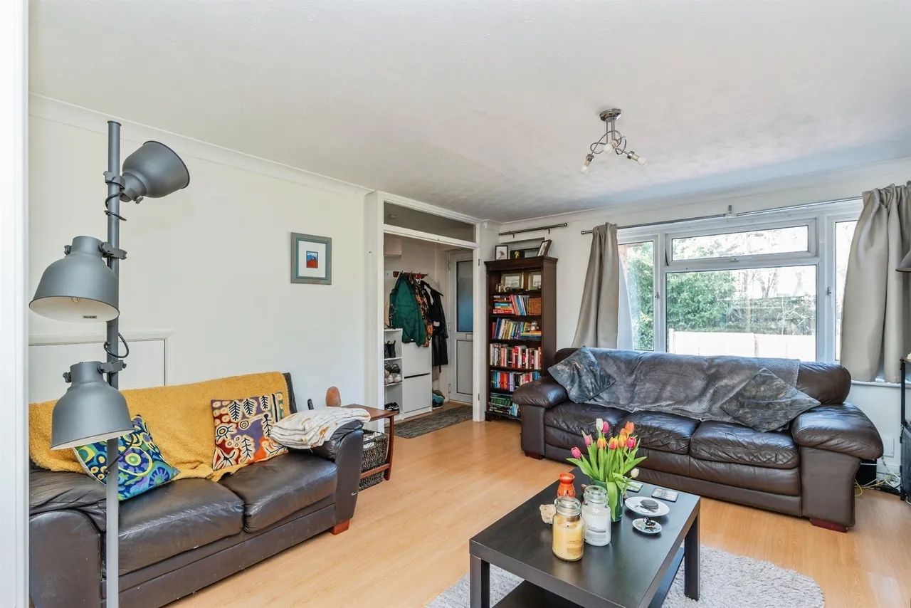 Richmond Close, Calmore, SO40, photo 2