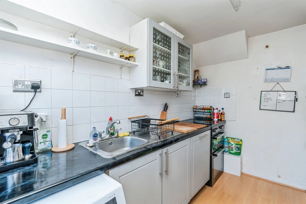 Richmond Close, Calmore, SO40, photo 4