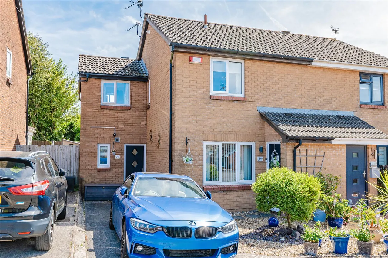 3 bed house for sale — Purdey Close, Barry, CF62 8NT