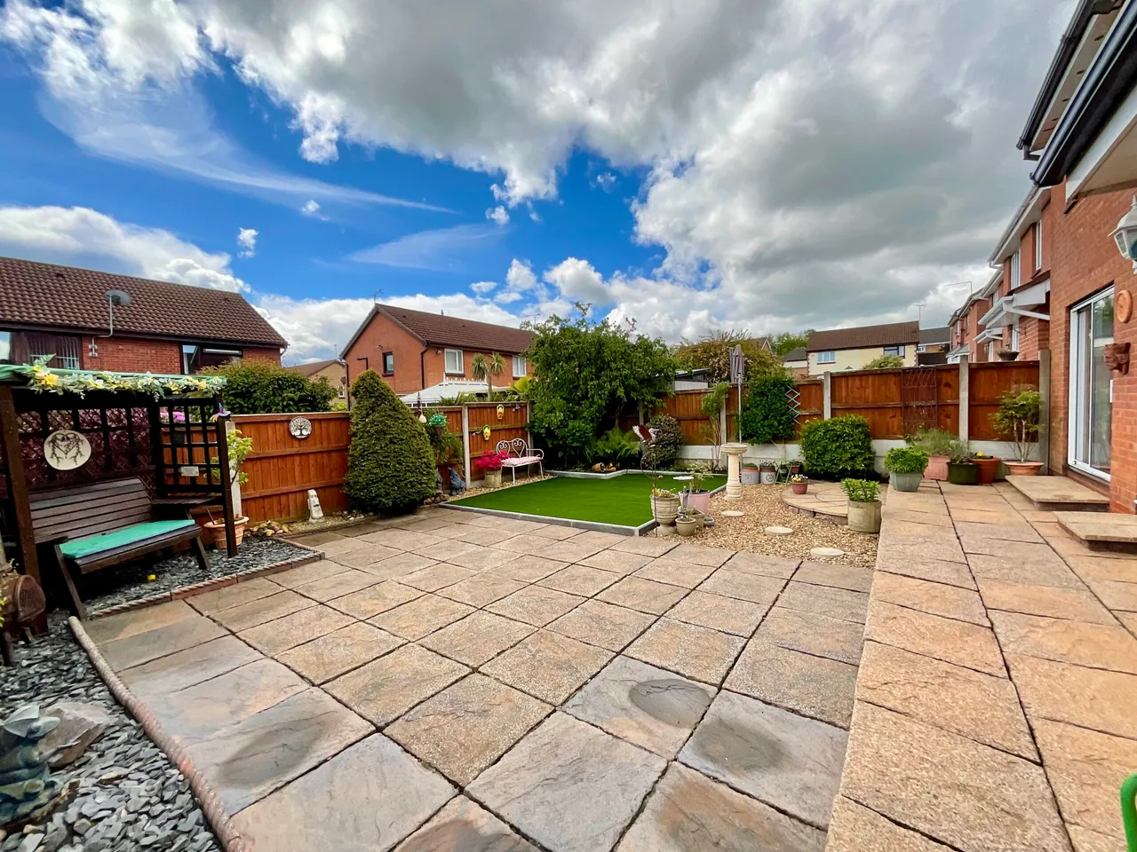 Peregrine Grove, Stoke-On-Trent, ST3, photo 4