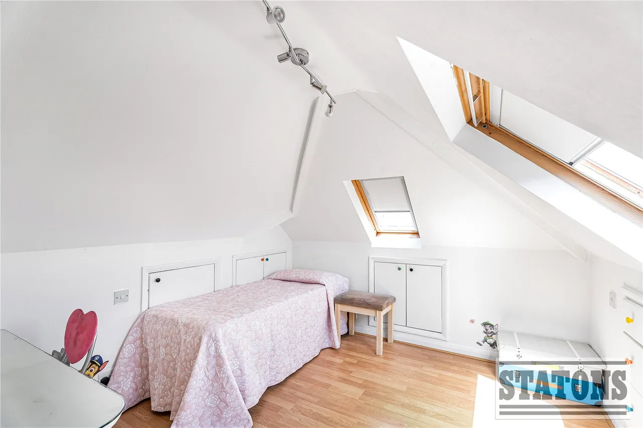 Oakdale, London, N14 5RA, photo 20