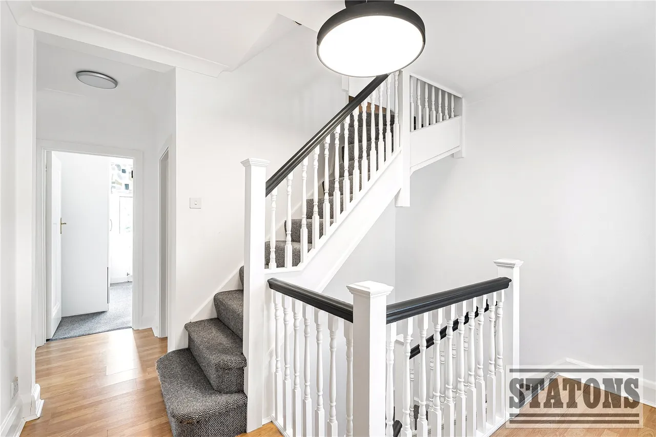 Oakdale, London, N14 5RA, photo 13