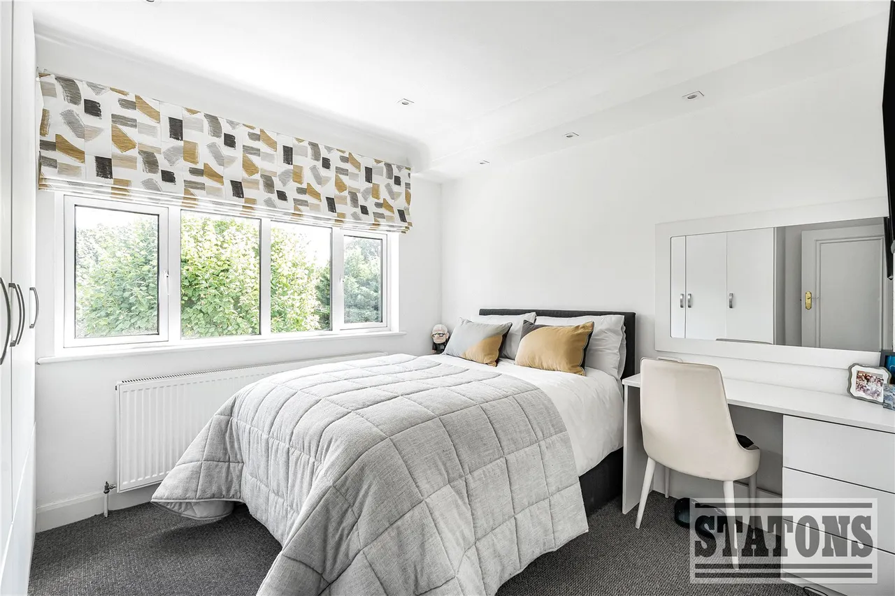 Oakdale, London, N14 5RA, photo 18