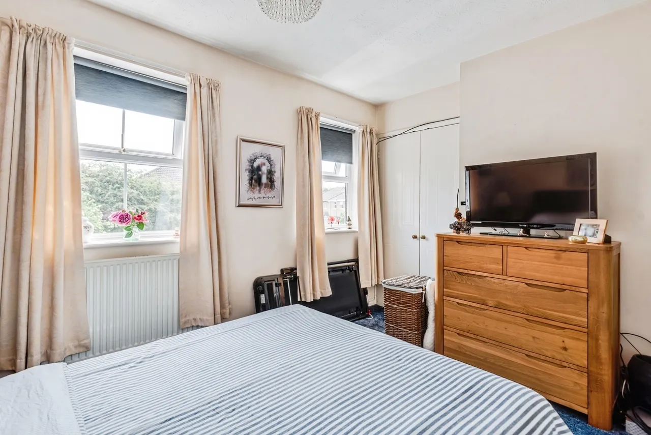 Pasture Close, Swindon, Wiltshire, SN2, photo 6