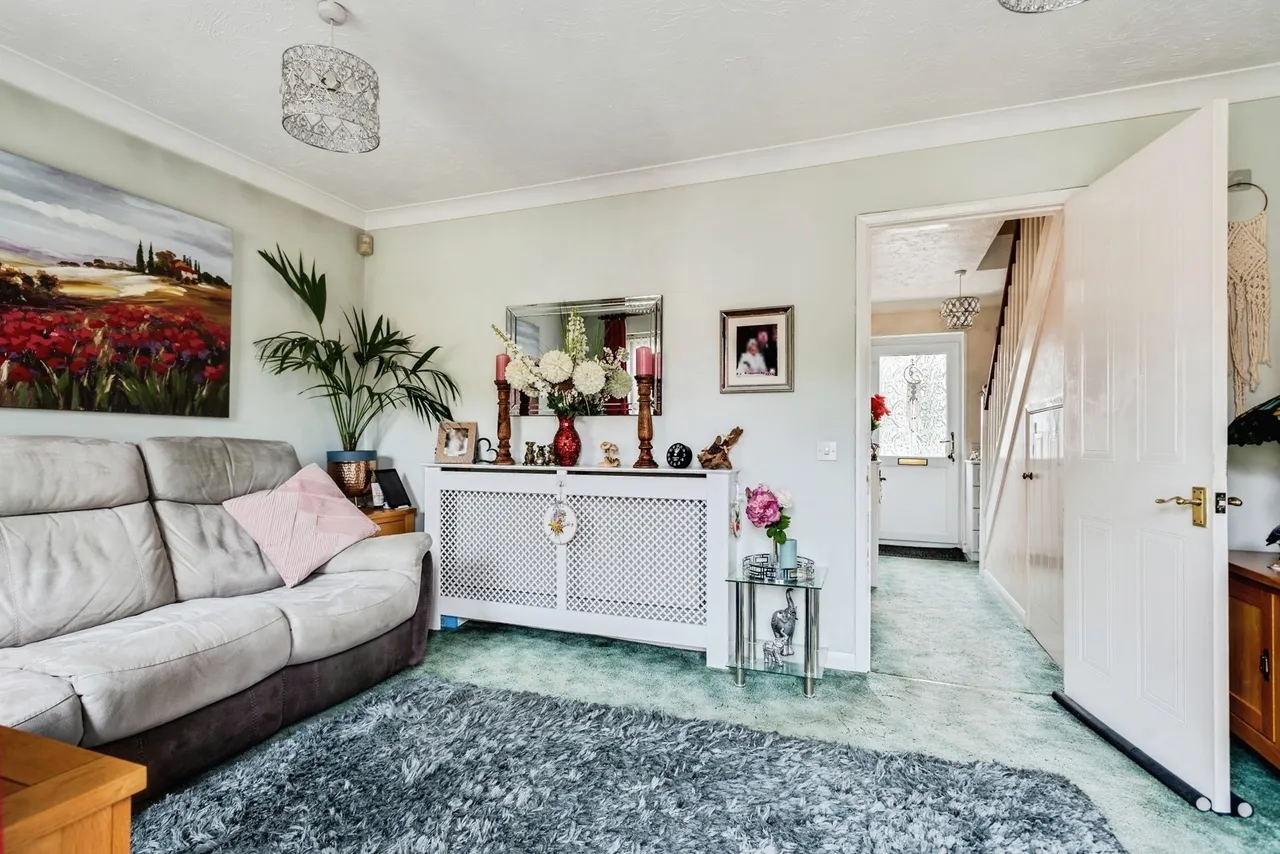 Pasture Close, Swindon, Wiltshire, SN2, photo 8