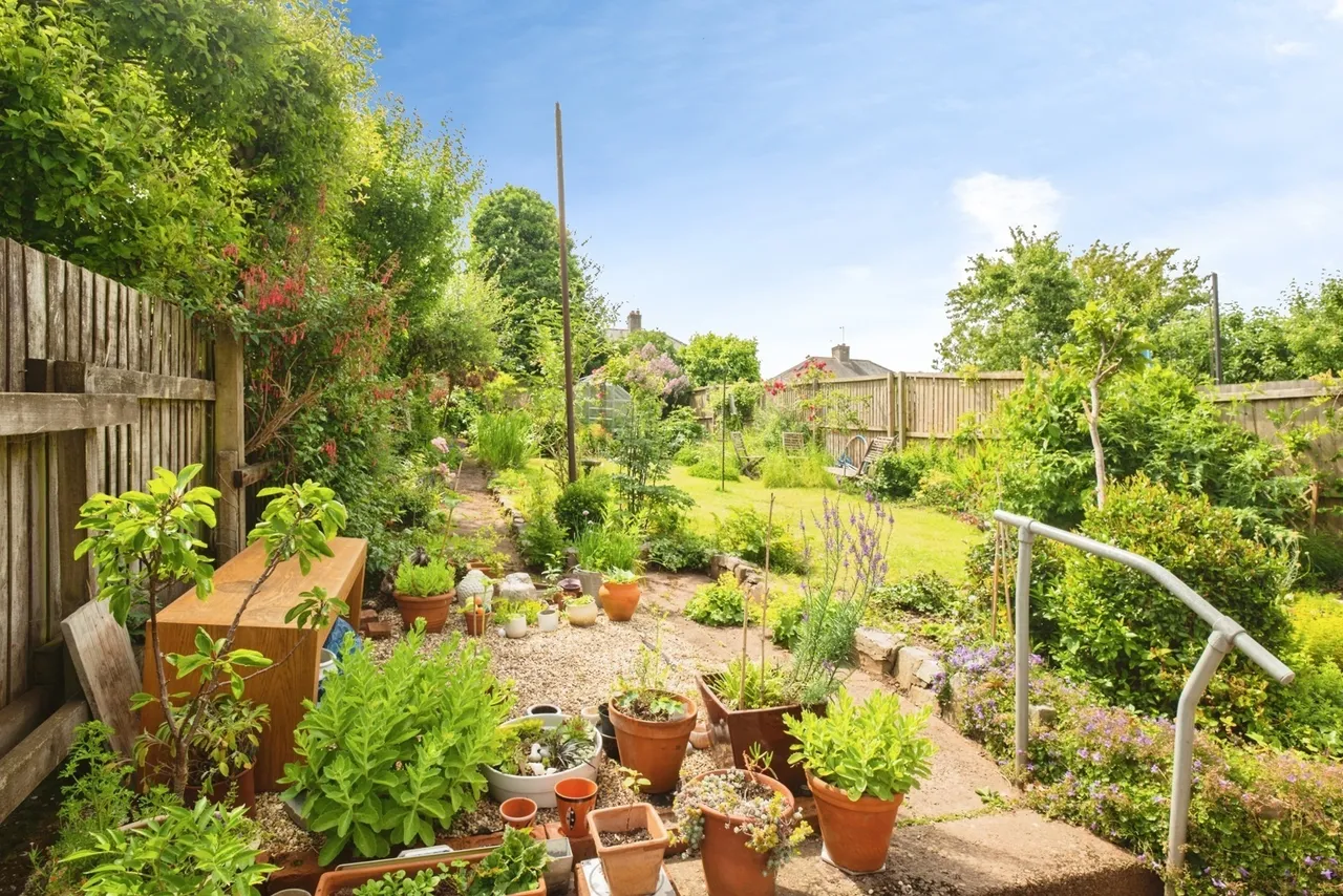 Badminton Road, Newport, NP19, photo 18