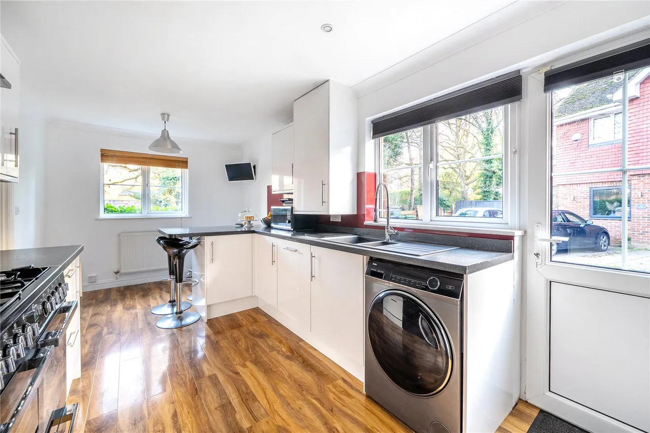 Kingsbridge End, Hook, Hampshire, RG27 9QQ, photo 23