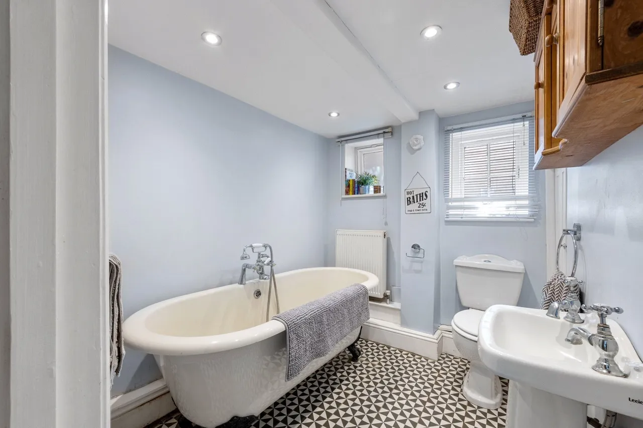 London Road, Westerham, TN16, photo 6
