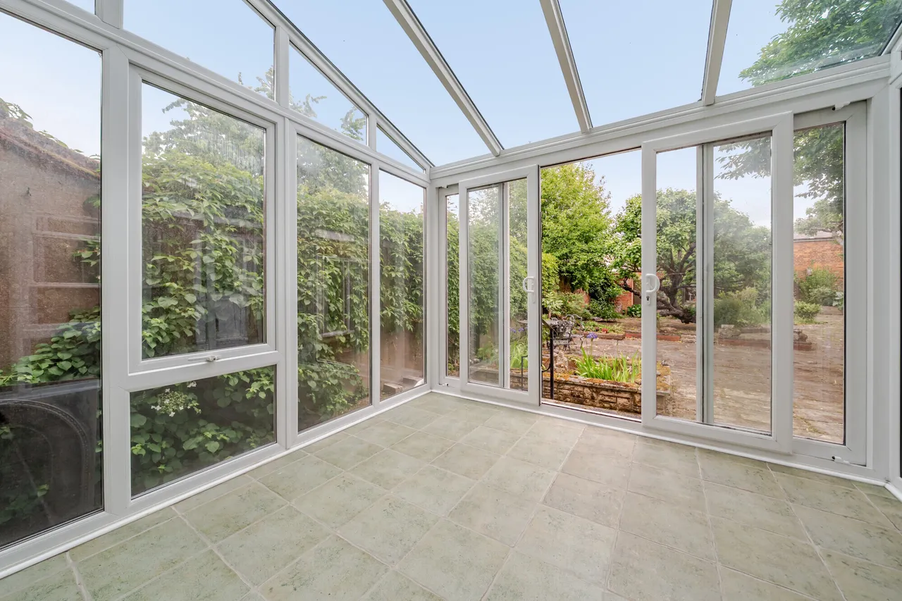 Windsor Road, Datchet, SL3, photo 8