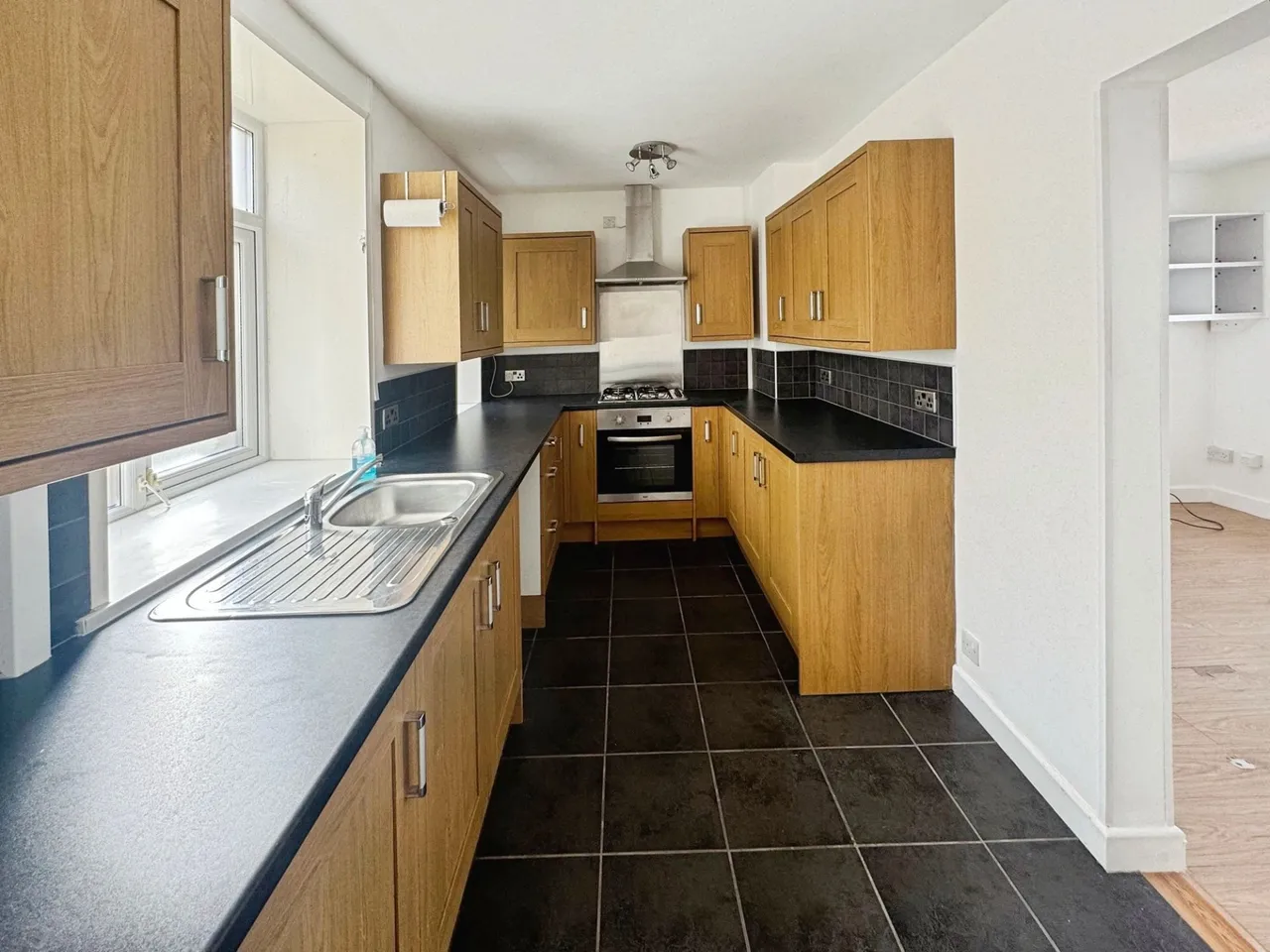 Heol Y Tyla, Port Talbot, SA13, photo 2