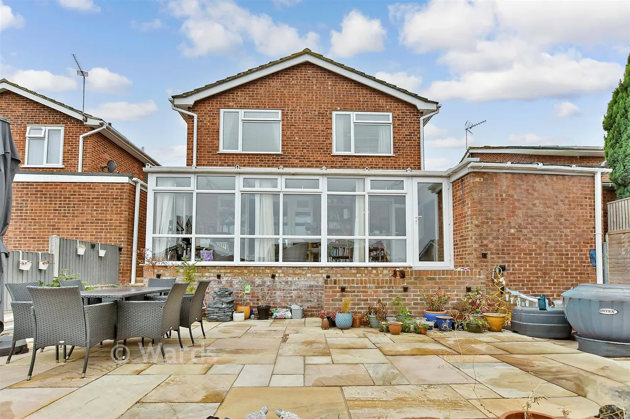 Peregrine Drive, Sittingbourne, ME10, photo 7