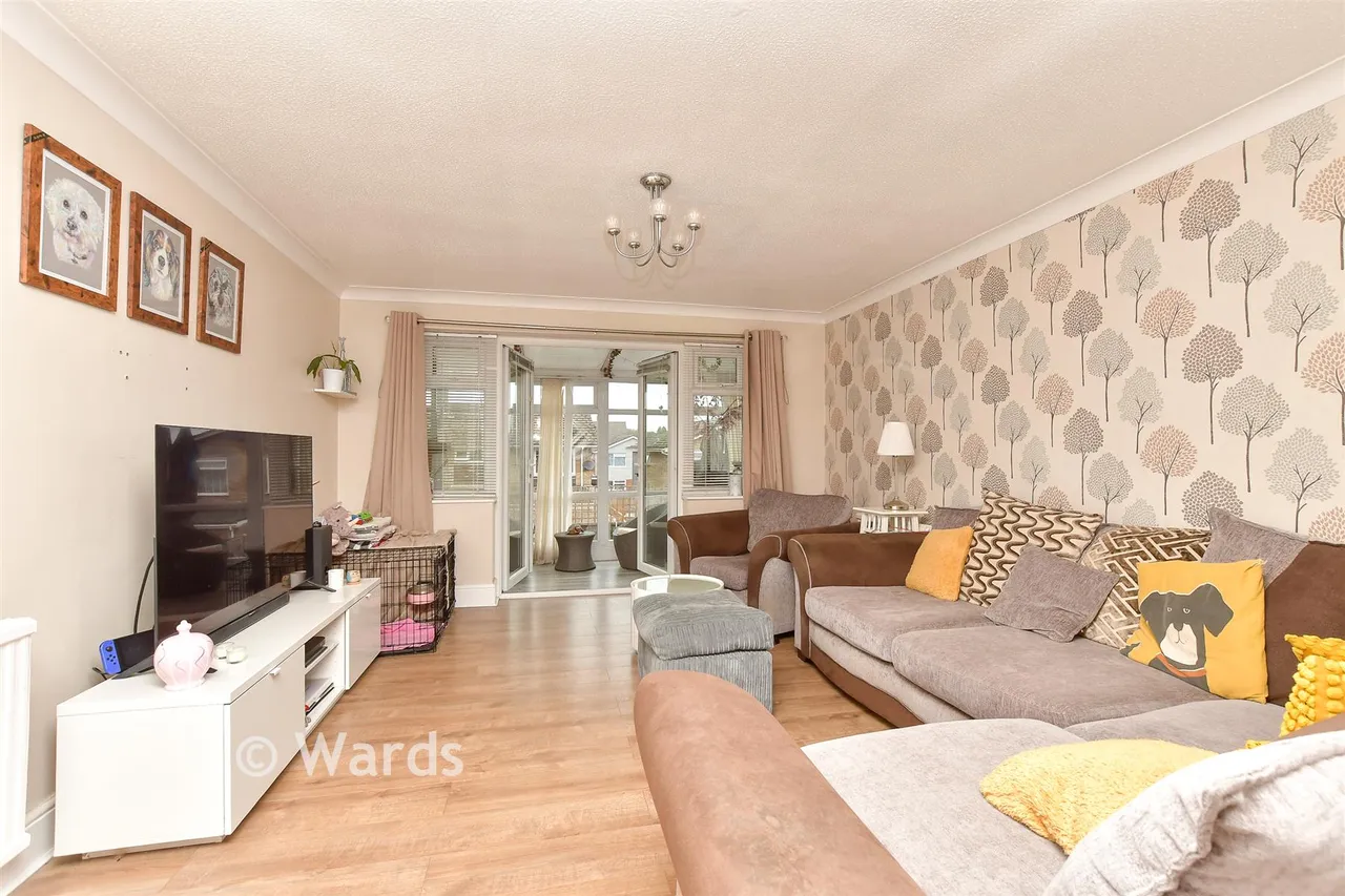 Peregrine Drive, Sittingbourne, ME10, photo 5