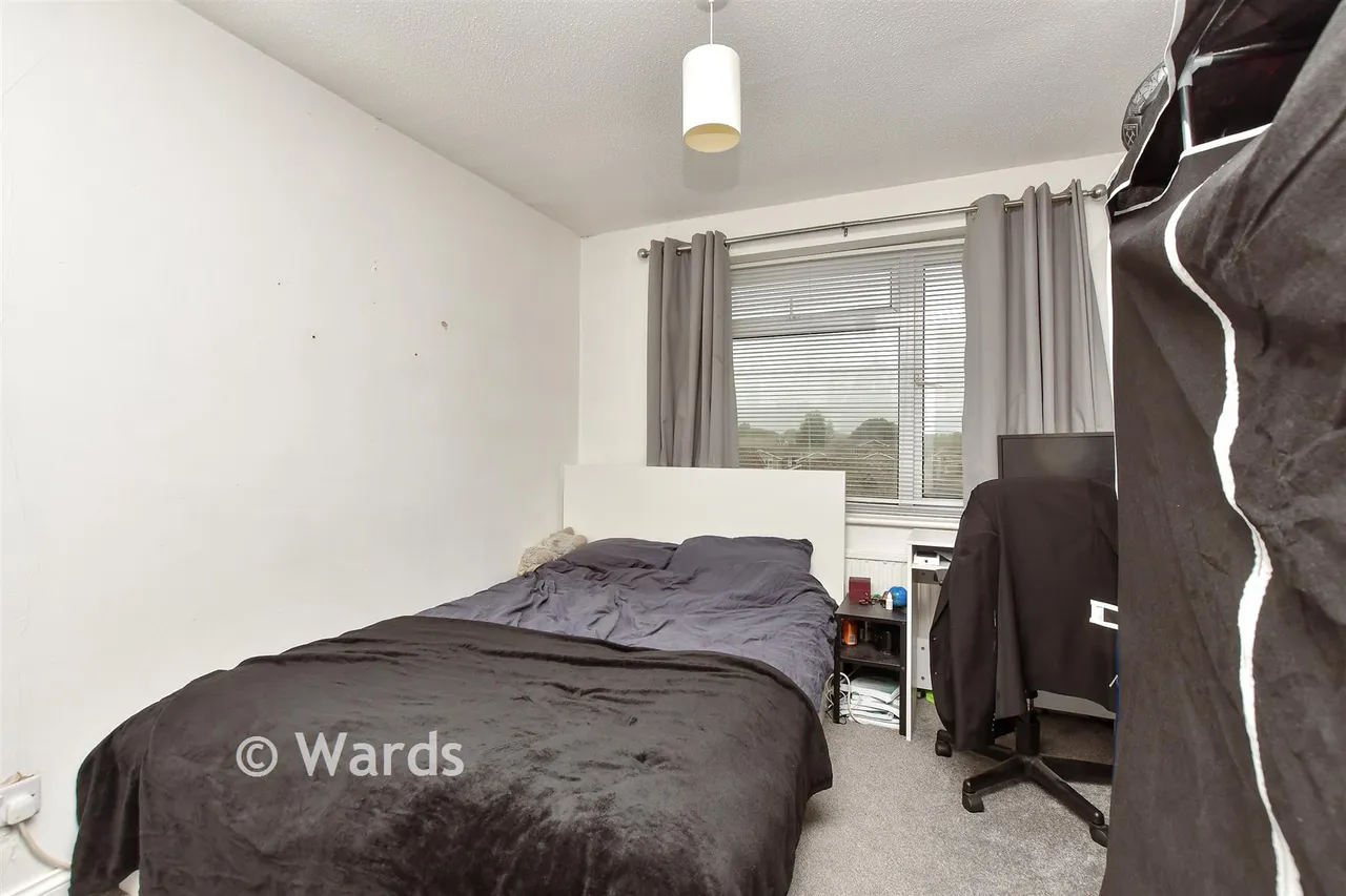 Peregrine Drive, Sittingbourne, ME10, photo 11