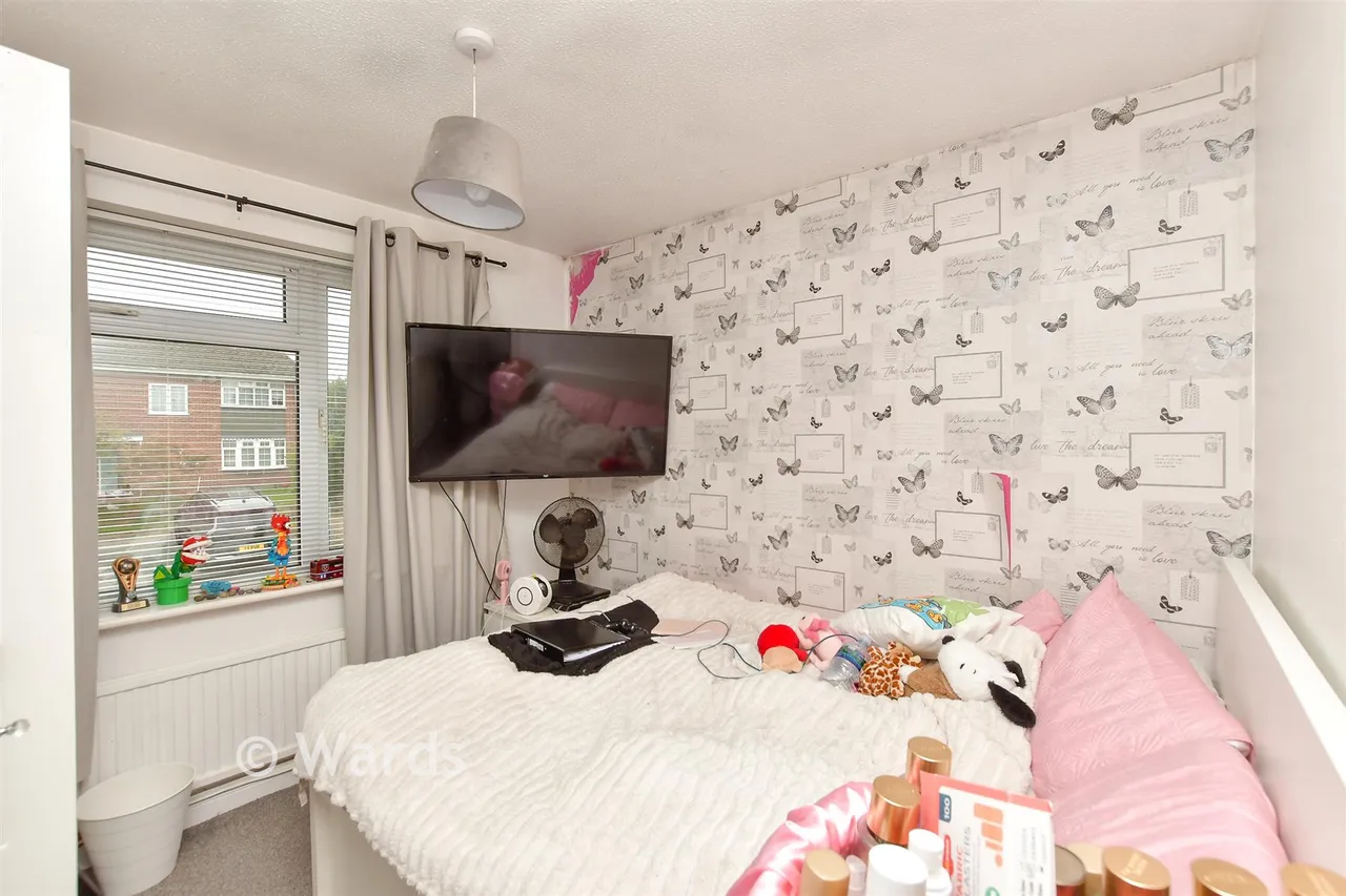 Peregrine Drive, Sittingbourne, ME10, photo 13