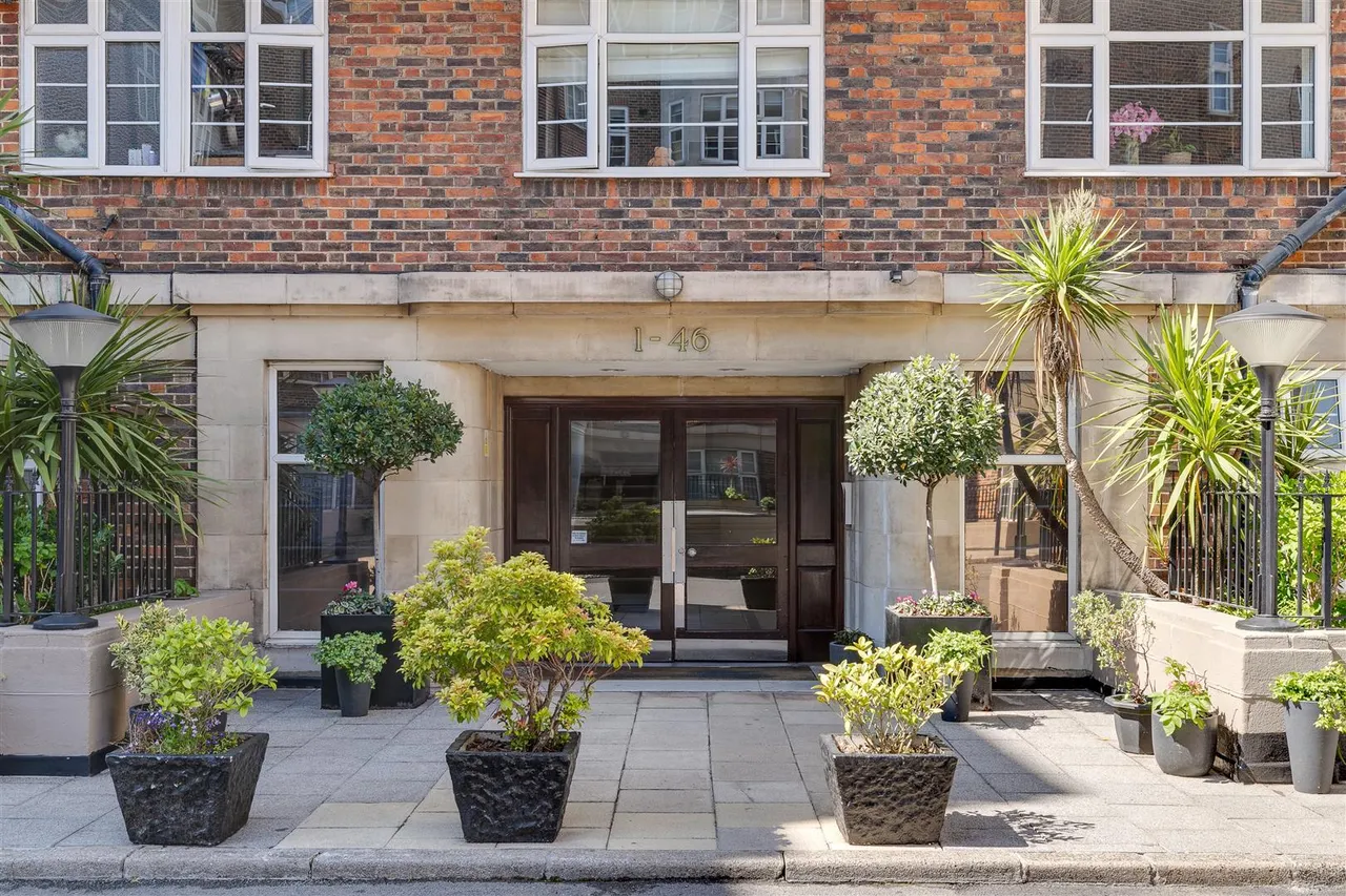 College Crescent, Swiss Cottage, London, NW3 5DR, photo 12