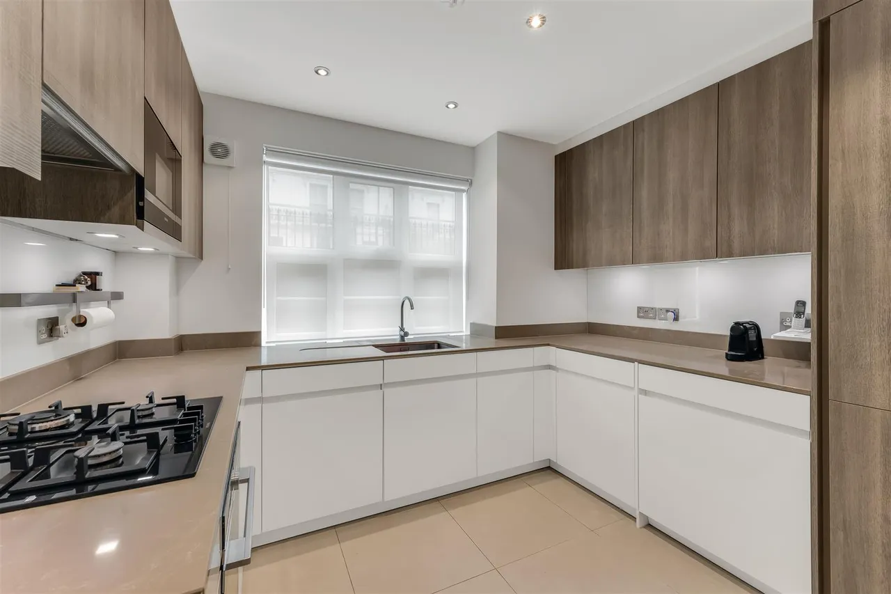 College Crescent, Swiss Cottage, London, NW3 5DR, photo 4