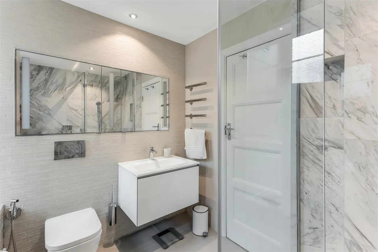 College Crescent, Swiss Cottage, London, NW3 5DR, photo 6