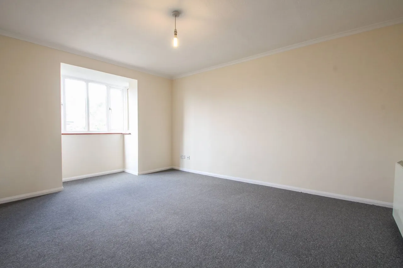 Chalkstone Close, Welling, Kent, DA16, photo 3