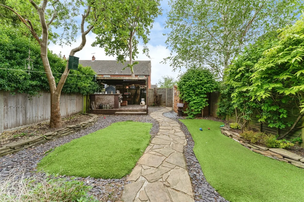 The Row, Weeting, Brandon, photo 3