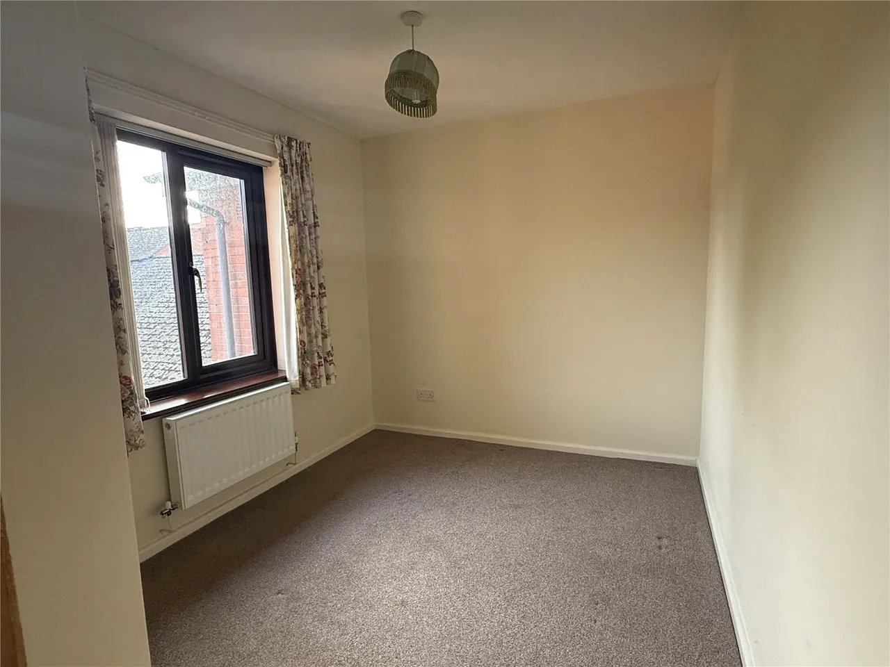 St. Marys Close, Newtown, SY16, photo 8