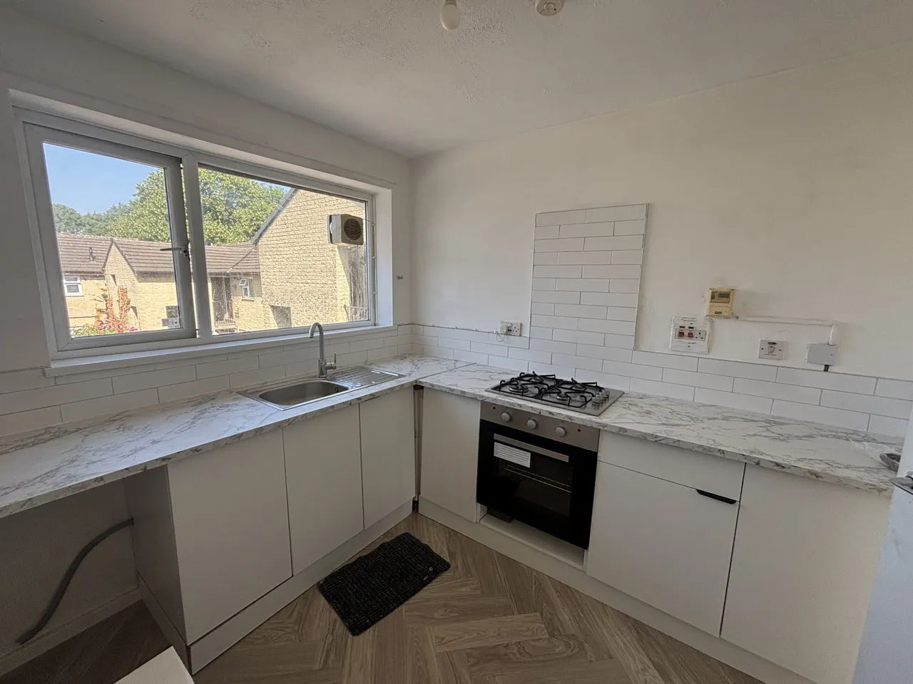 Thornes Park, Brighouse, HD6, photo 8