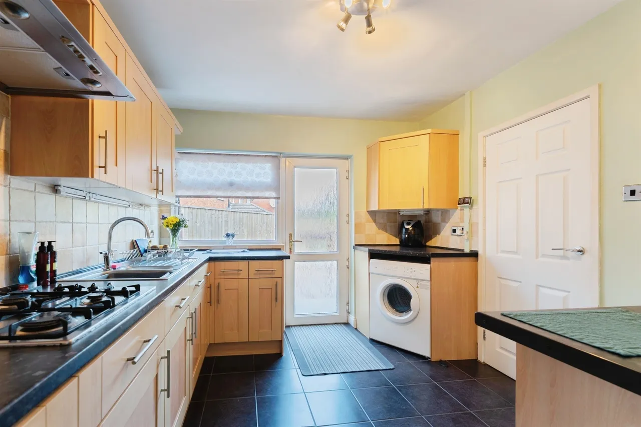 Loxdale Drive, Great Sutton, Ellesmere Port, photo 7