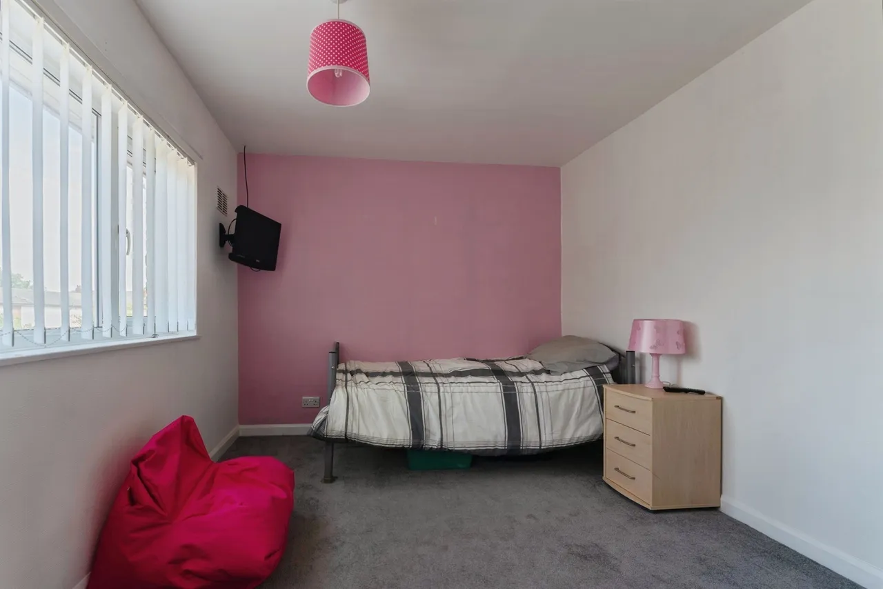 Loxdale Drive, Great Sutton, Ellesmere Port, photo 10
