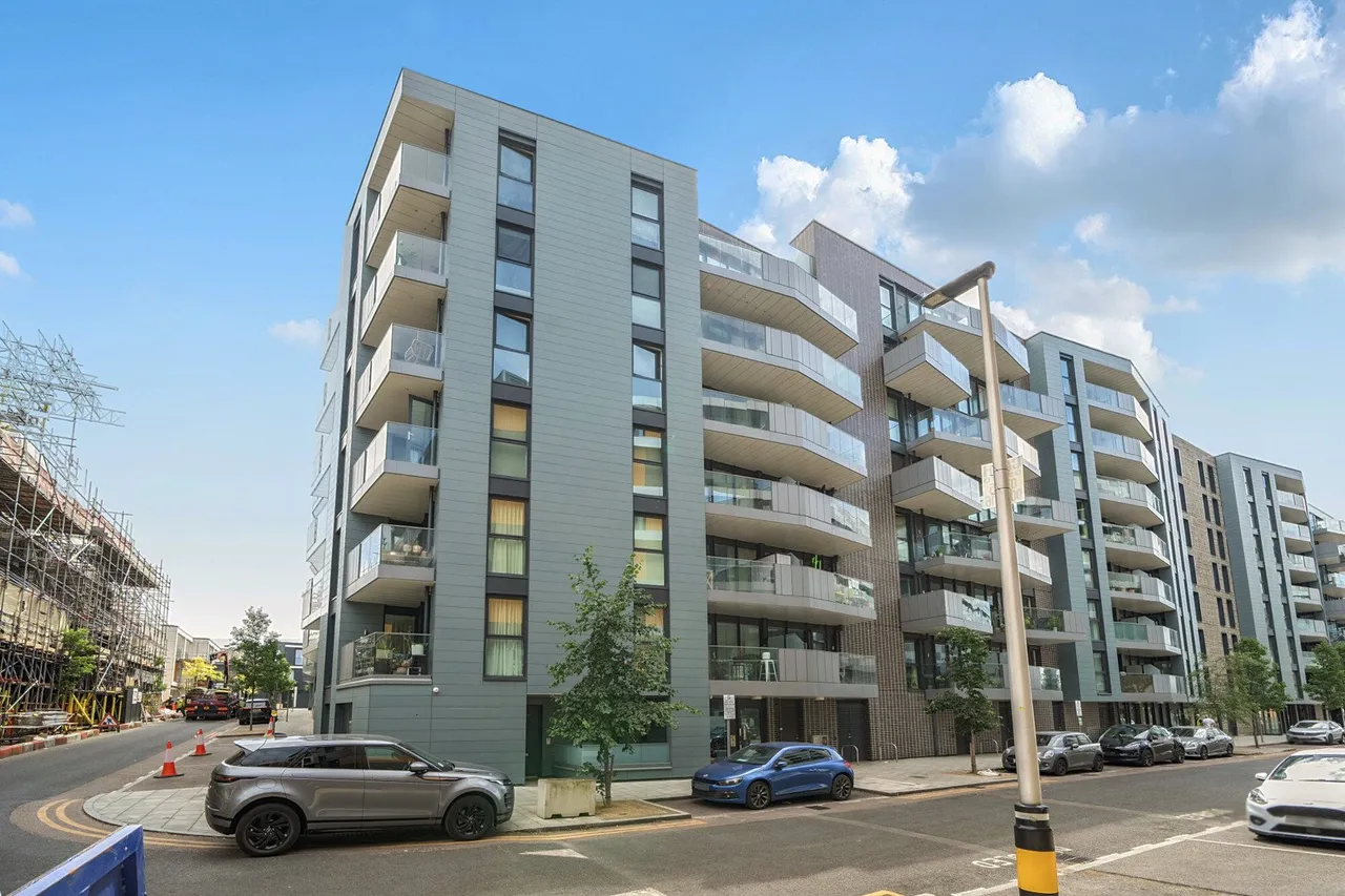 Hawthorne Crescent, SE10, photo 18
