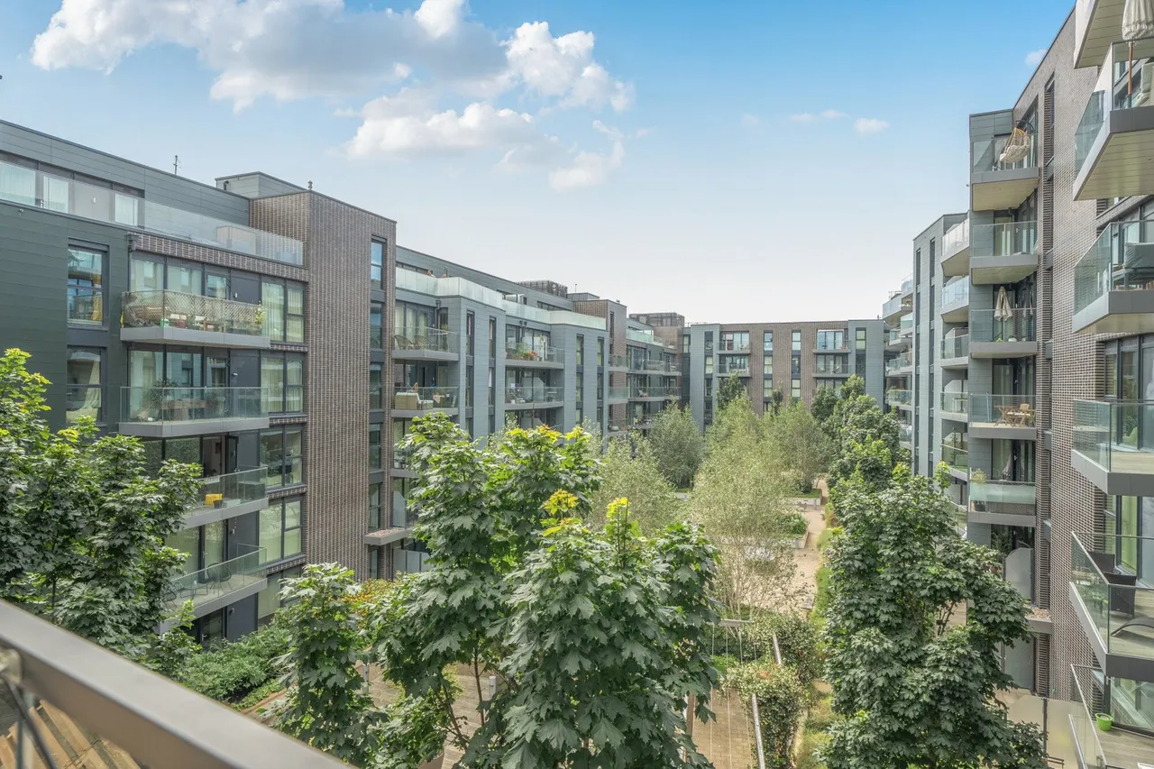 Hawthorne Crescent, SE10, photo 2