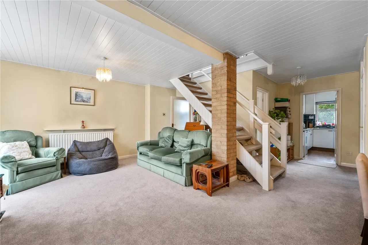 Grant Close, Shepperton, TW17 9AF, photo 4