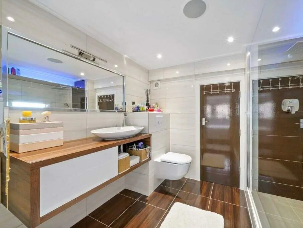 Flat 123, Building 22 (30% share), Cadogan Road, London, photo 12