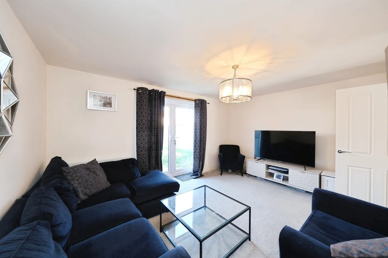 Privet Close, Bolsover, S44, photo 2