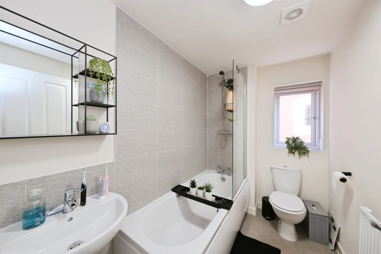 Privet Close, Bolsover, S44, photo 4