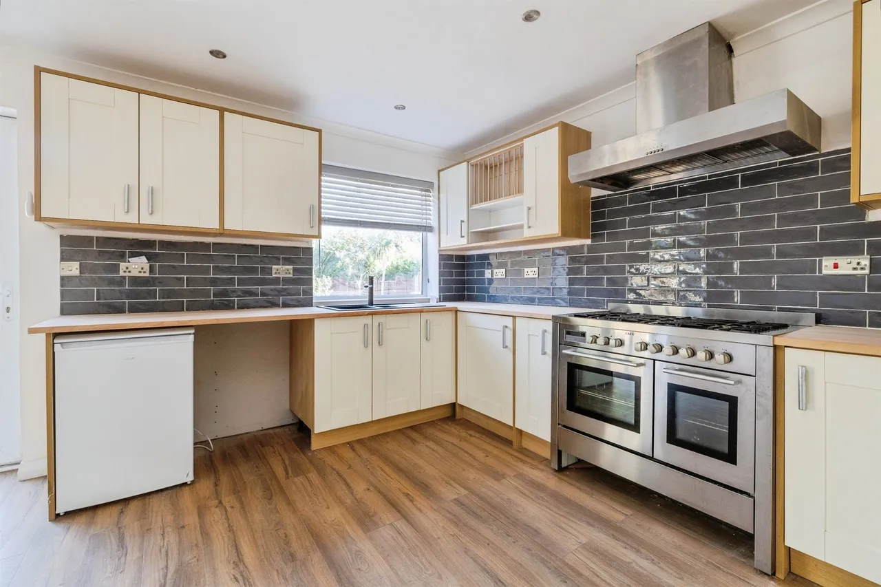 Newark Road, North Hykeham, Lincoln, photo 3