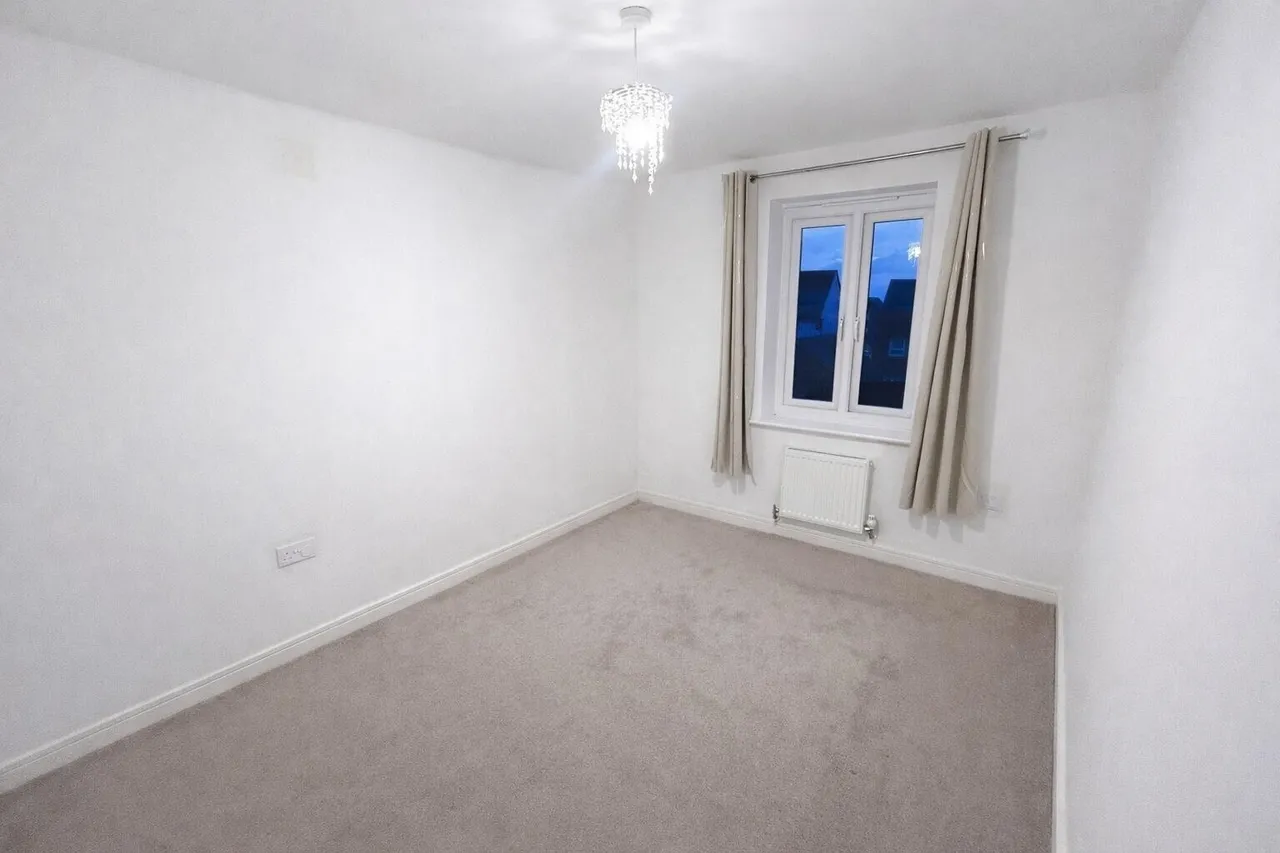Apollo Avenue, MK11, photo 6