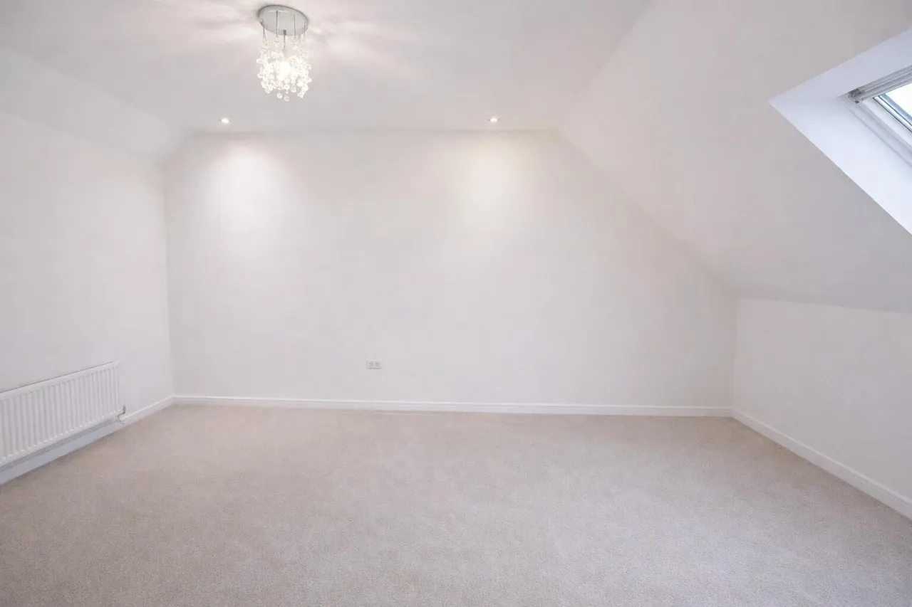 Apollo Avenue, MK11, photo 4